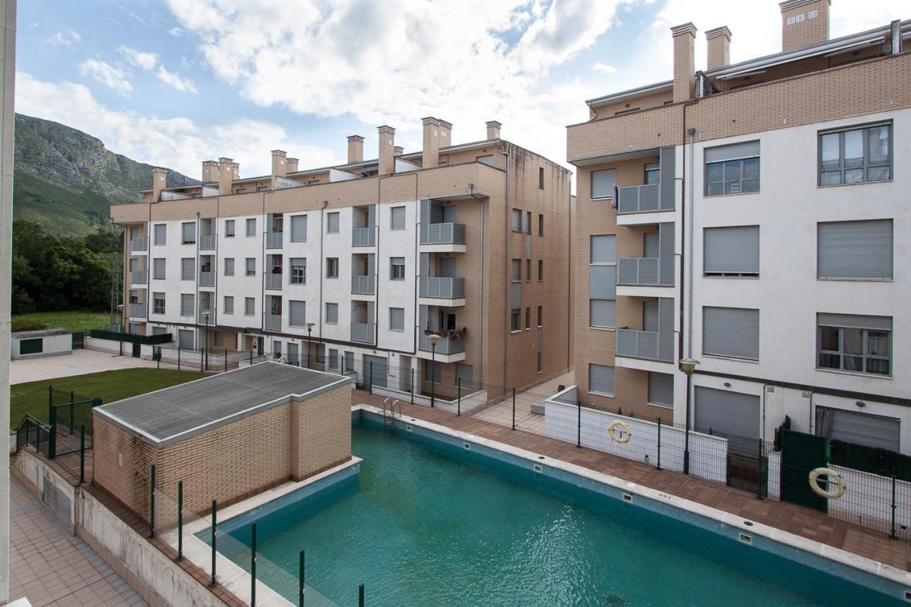 La Piedra L´Osu. Apartamento con piscina. Playa 3 km Llanes Exterior foto